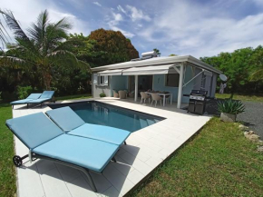 Villa de rêve avec piscine et jardin à St-Francois classée 4 étoiles